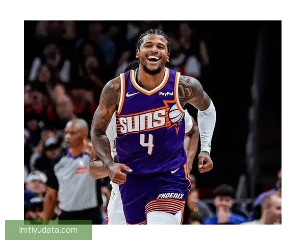 杰伦格林22分钟创纪录 马鲁阿奇首次得分上双亮眼